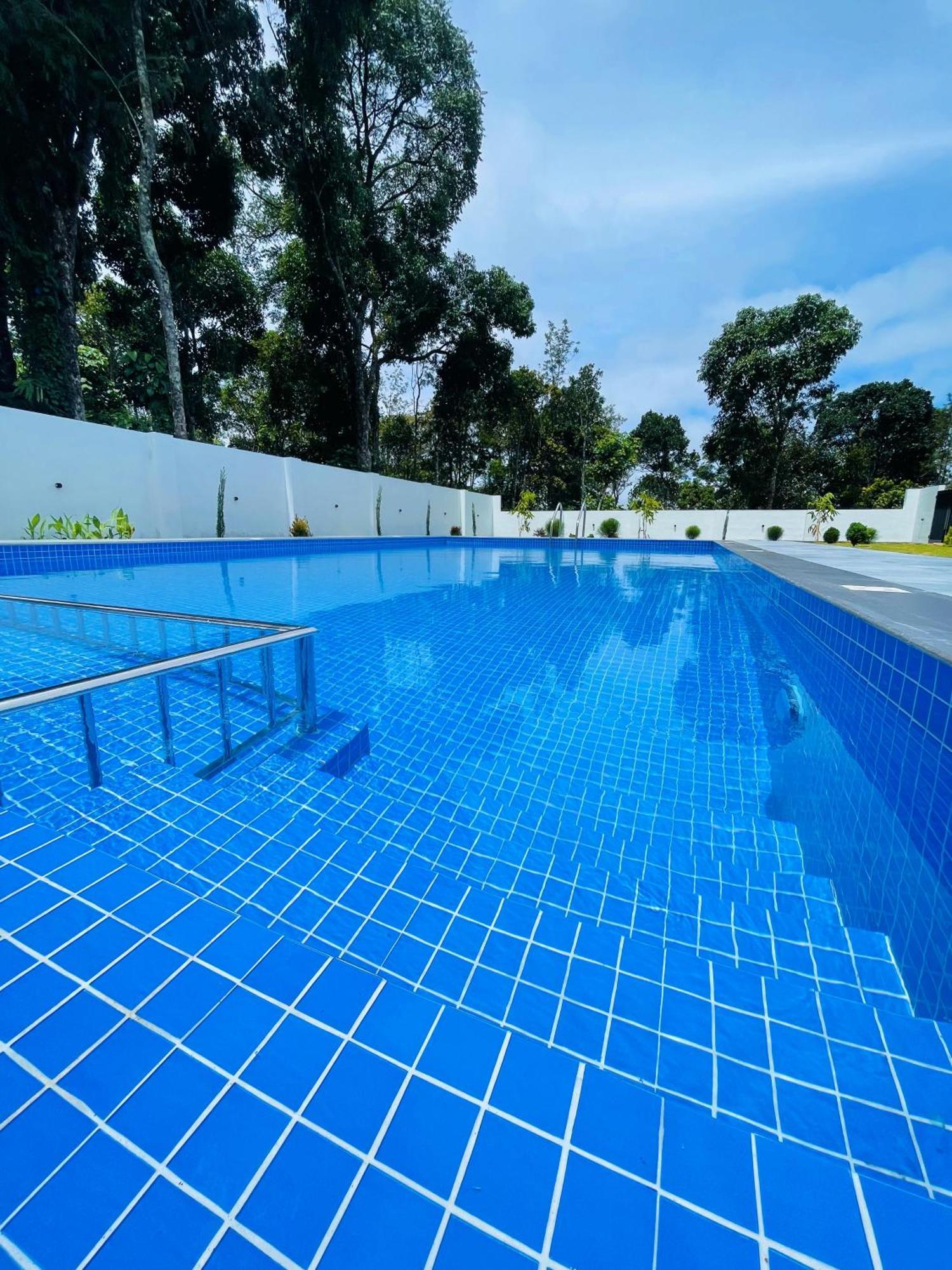The Windy Mist Resort Munnar Chinnakanal Exterior photo